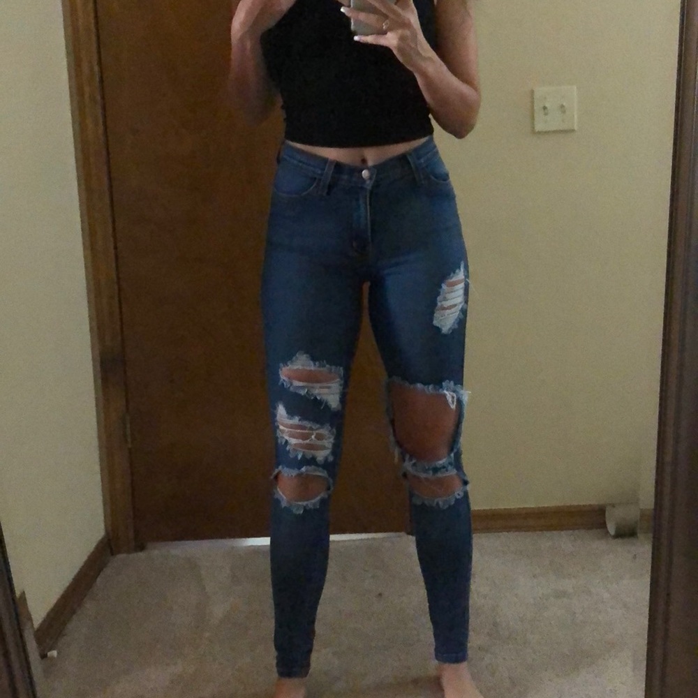 Mid rise dark jeans